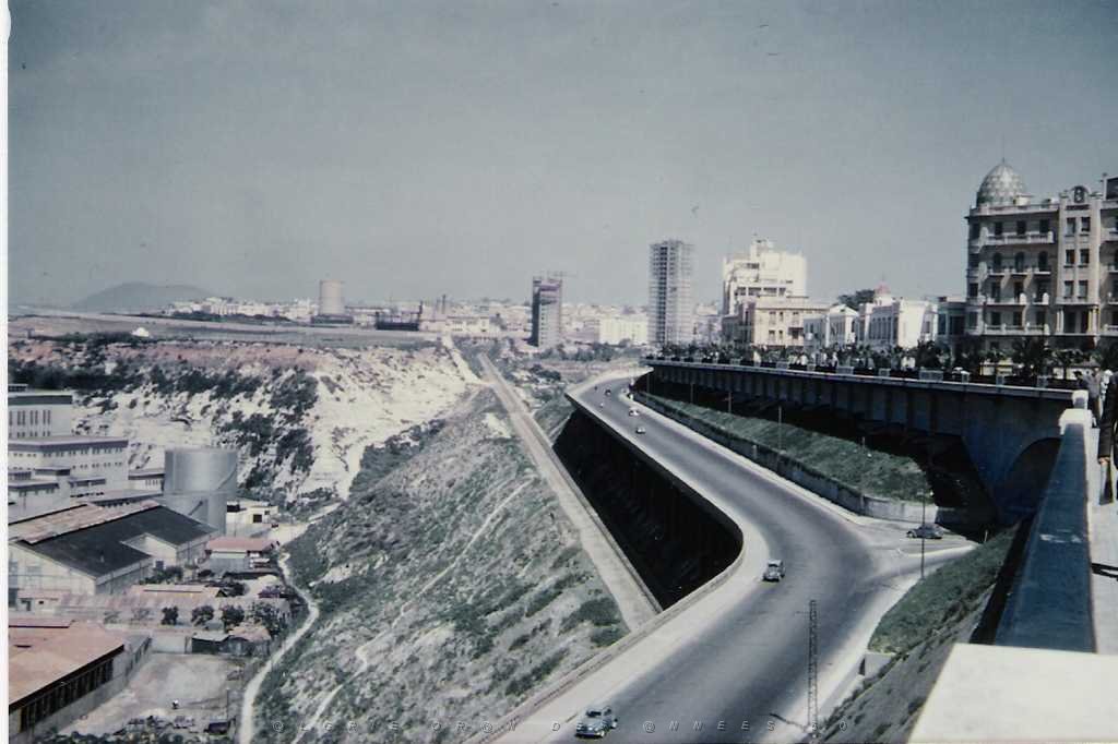 ORAN 1950 BD FRONT DE MER 02.jpg